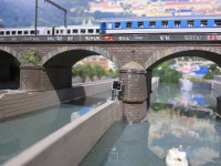 /album/fotogalerie-dum-vlacku-modely-zeleznic-od-petriny-2-patro-stanice-metra-linky-a/dum-vlacku-kolejiste-negrelliho-viadukt333-jpg/